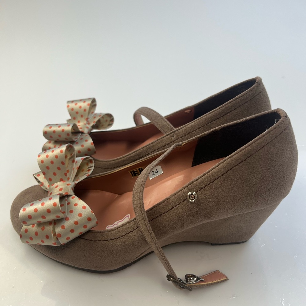 Jelly Beans, Women’s Shoes, Size 7